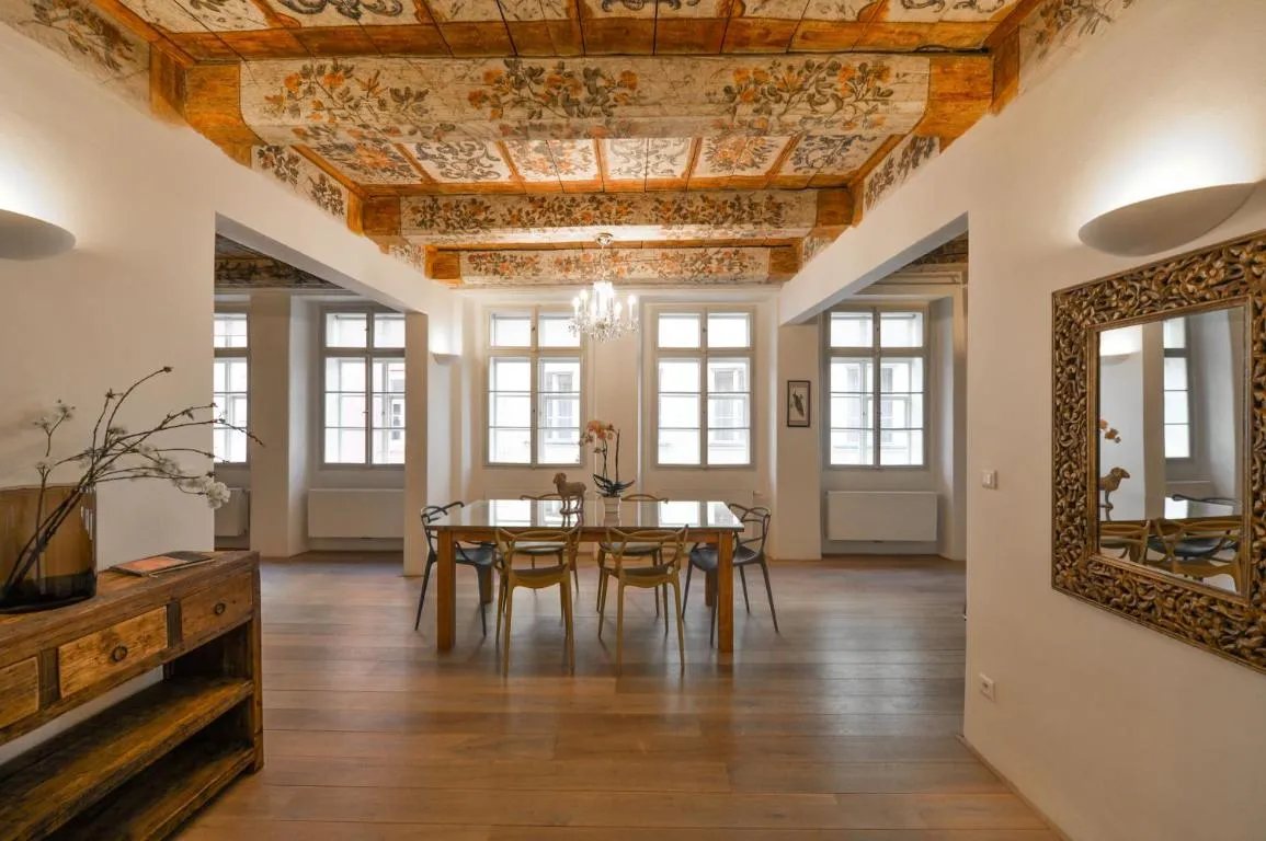 Image of 18th CENTURY BAROQUE RESIDENCE