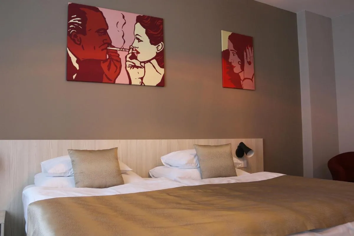 Image 6 of 1.Republic Hotel