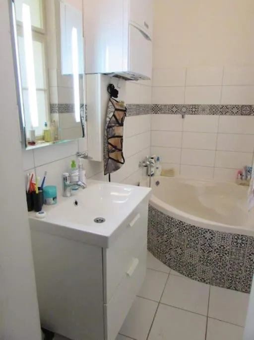 Image 3 of 2BDR in center Prague ( Narodni Trida Stop)