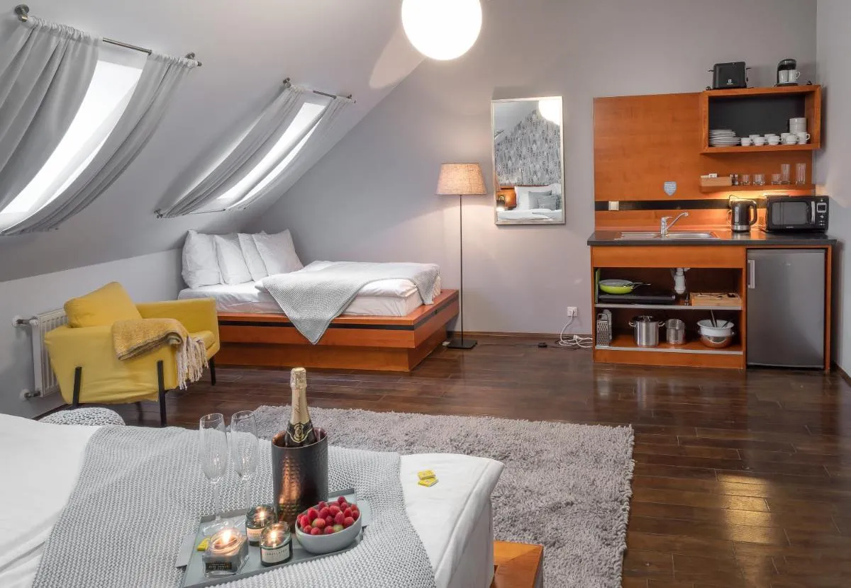 Image 3 of 4 Elements Apartments by Adrez