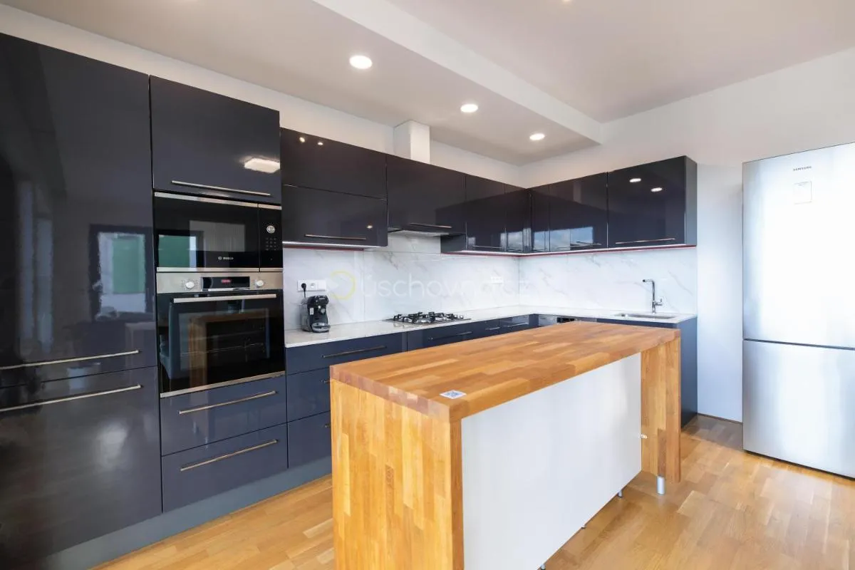 Image 4 of Airport Luxury Apartment Prague