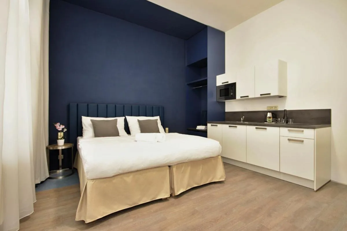 Image 3 of Alveo Suites