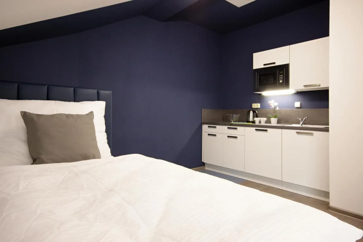 Image 2 of Alveo Suites