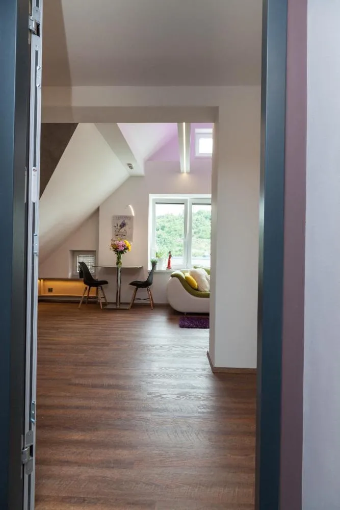 Image 5 of Apartmán 3kk – 115m2 v klidné lokalitě – Praha 4