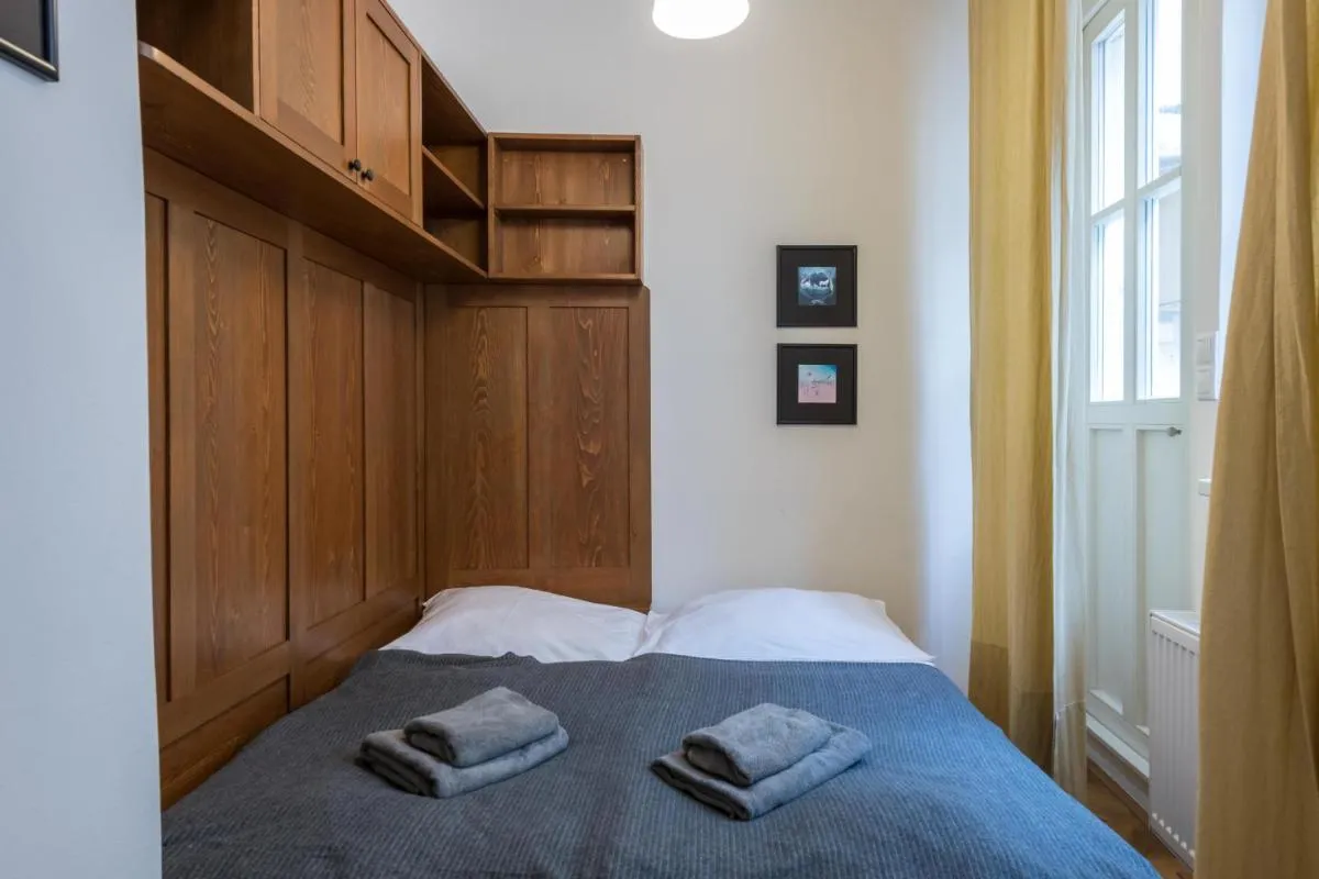 Image 1 of Apartman Carolinum
