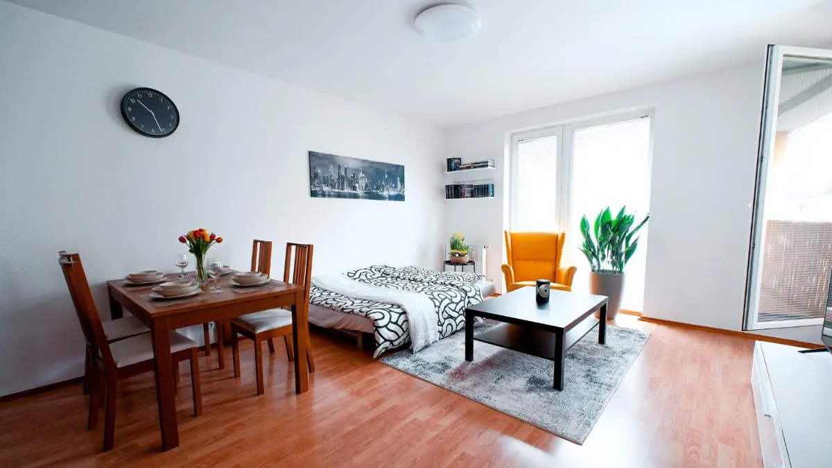 Image 5 of Apartmán u METRA, 4 hosté, parking free, blízko O2 arena