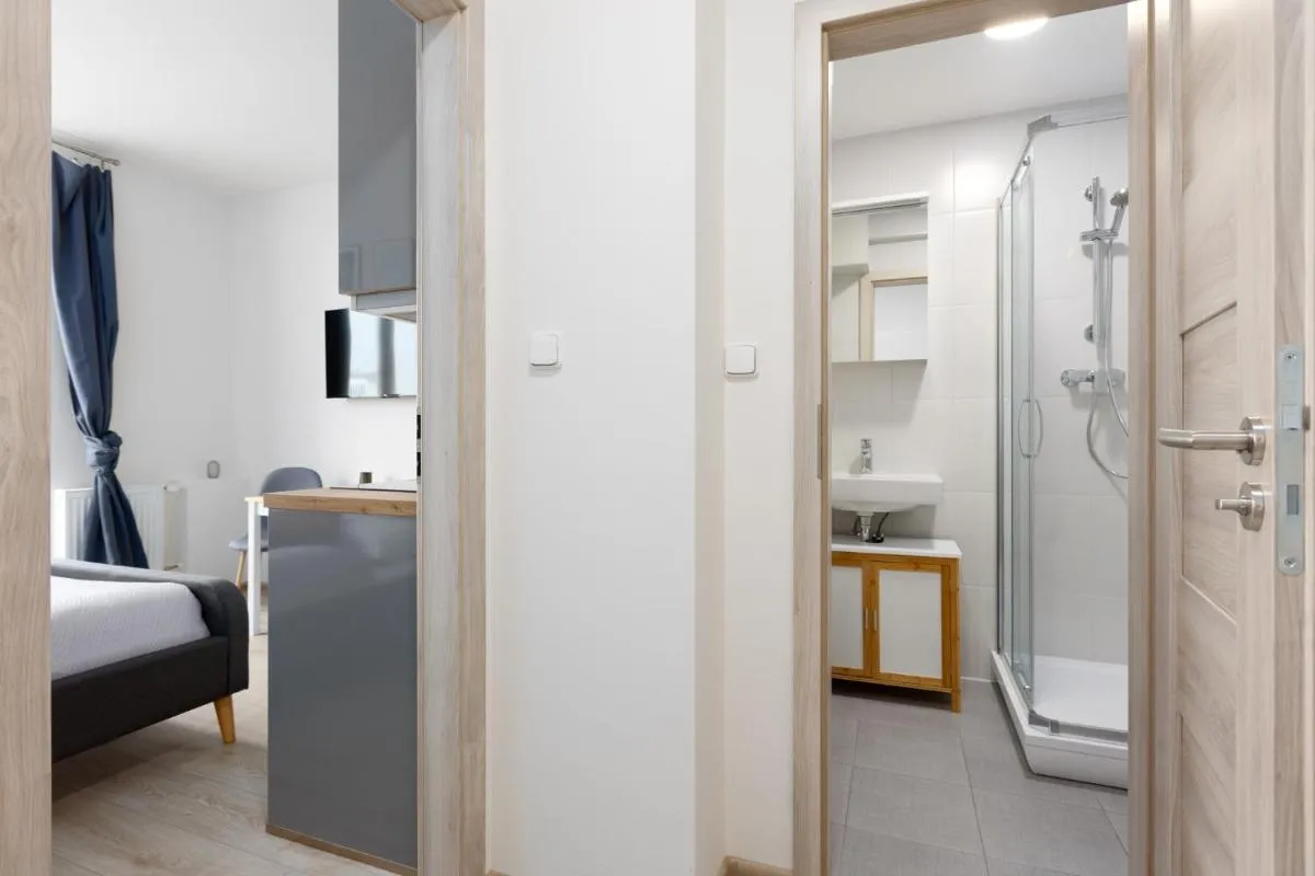 Image 2 of Apartmán u metra s terasou