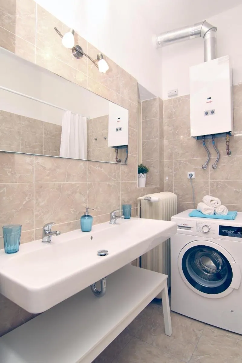Image 5 of Apartments with 2 Bathrooms