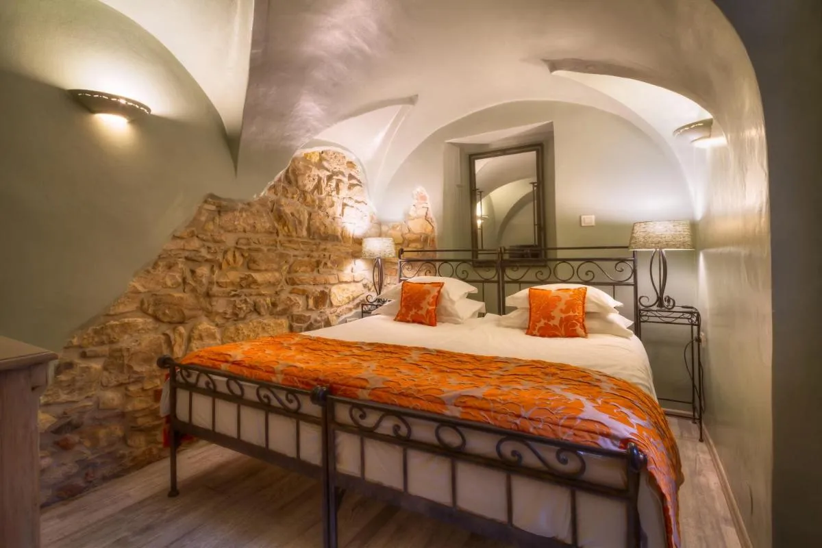 Image 1 of Black Star Suites