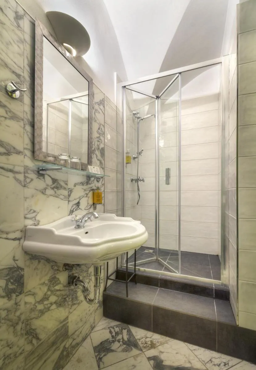 Image 3 of Black Star Suites
