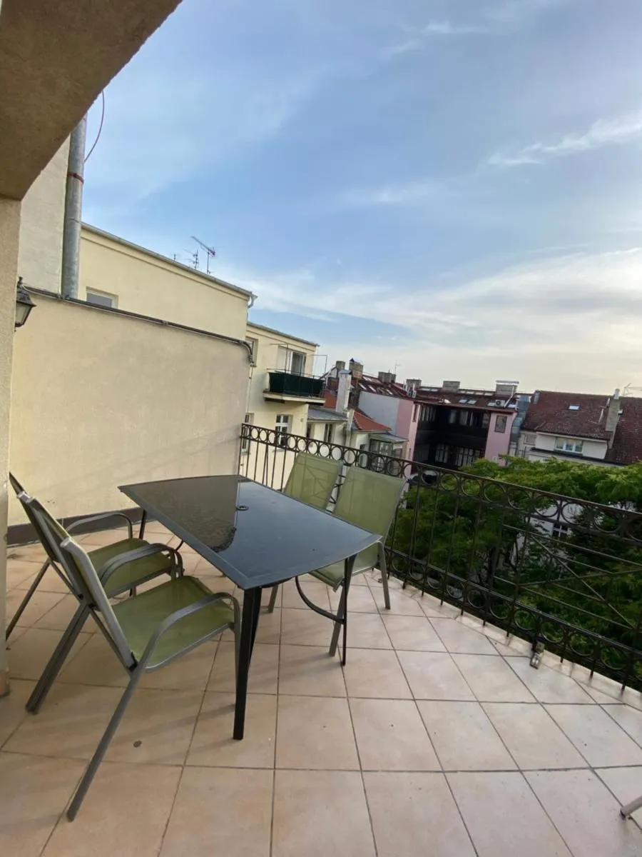 Image 5 of Central penthouse with terrace