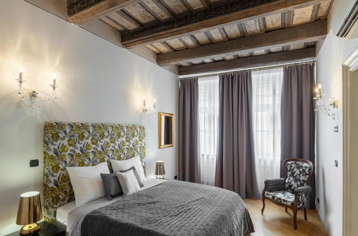 Image 5 of Chateau 9 Apartments by Adrez