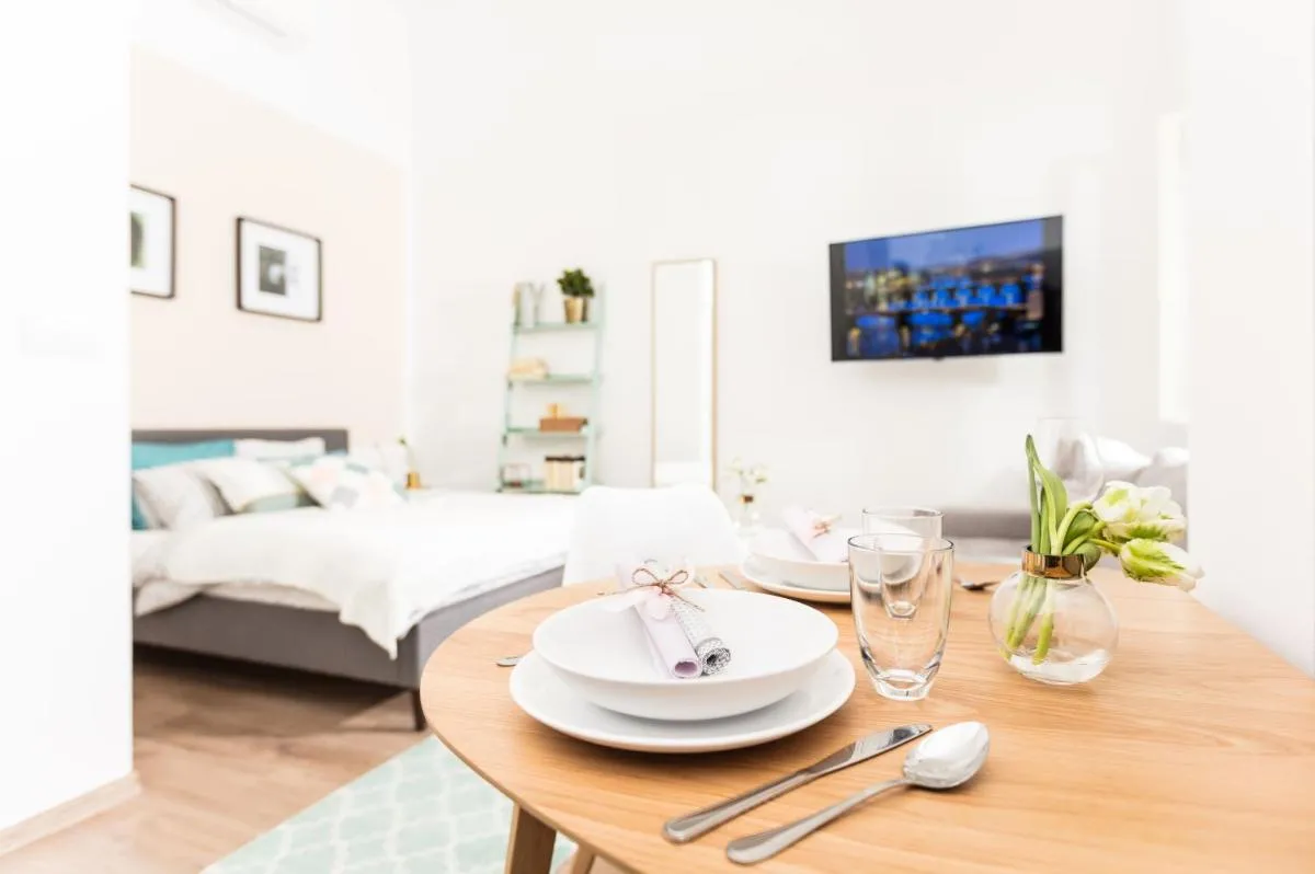 Image 4 of Chill apartments