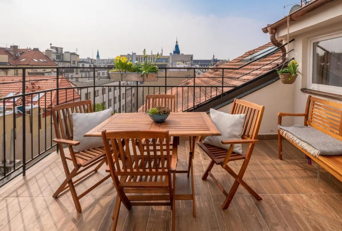 Image 5 of City Nest Apartments by Adrez