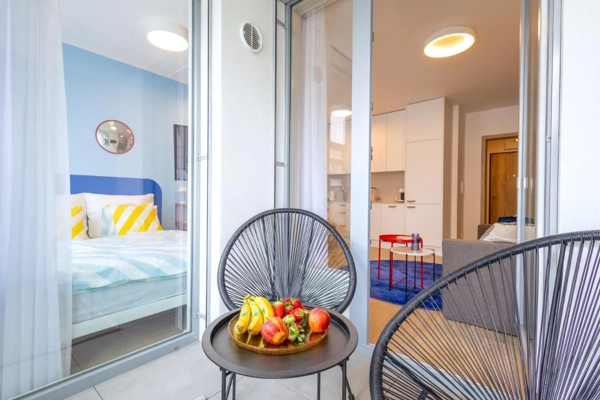 Image 1 of Colorful Apartment – Balcony – Free Parking