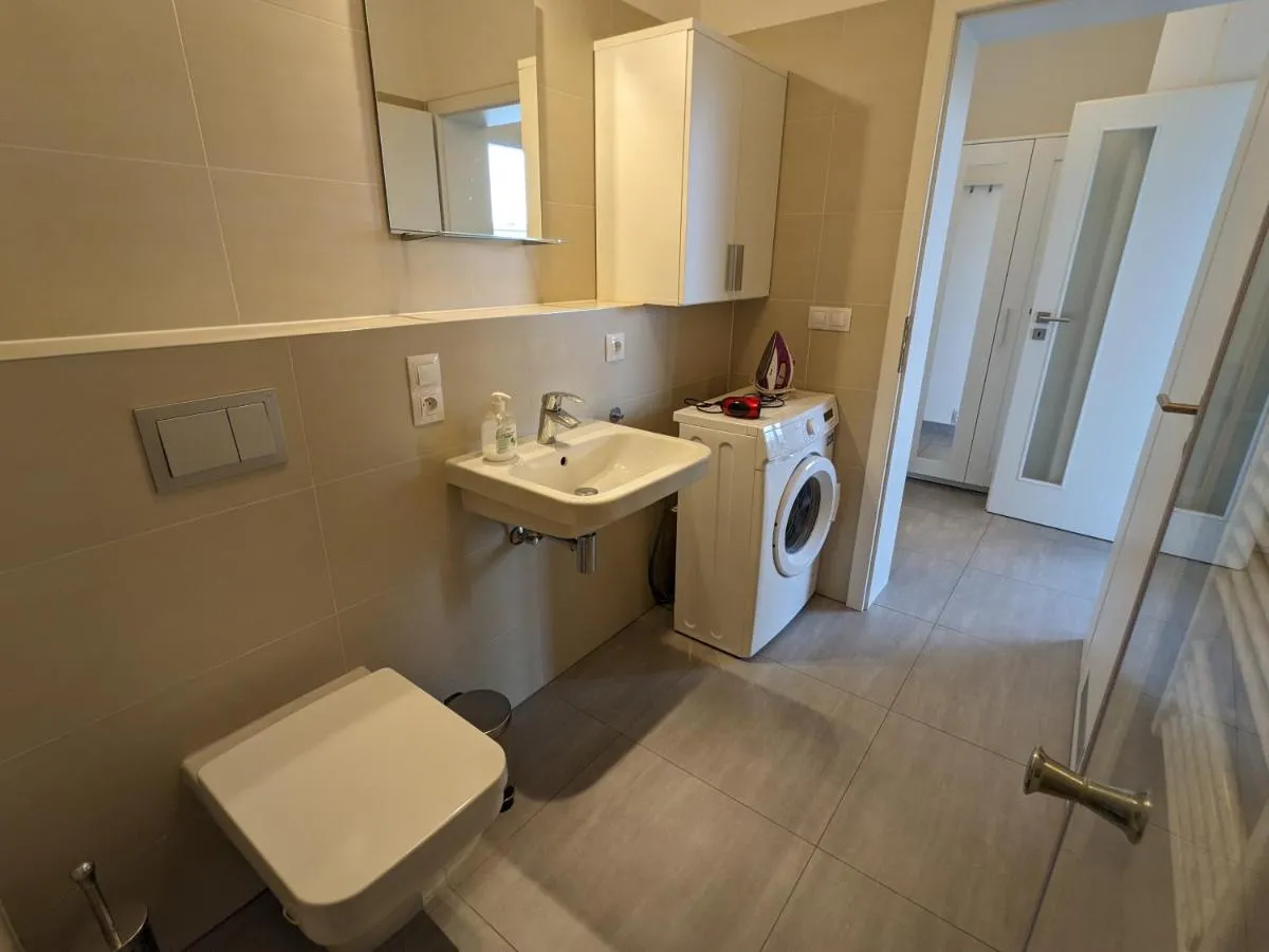 Image 2 of Cozy Apartment with Big Terrace in Central Prague – Karlín