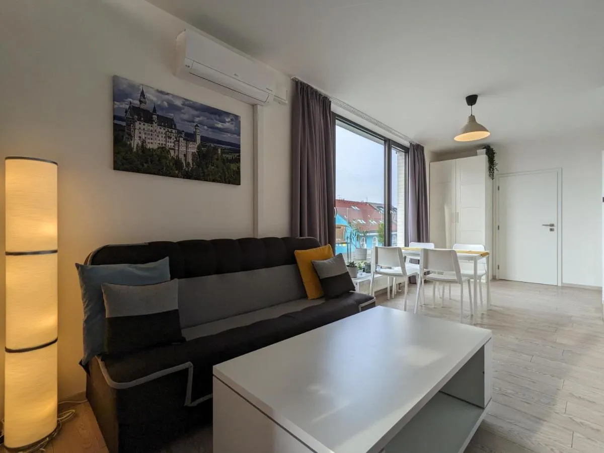 Image 3 of Cozy Apartment with Big Terrace in Central Prague – Karlín