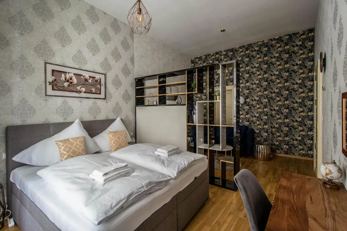 Image 1 of Design 3BDR Apartment in residence, FREE PARKING