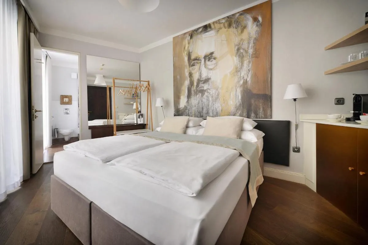 Image 2 of Design Hotel Neruda