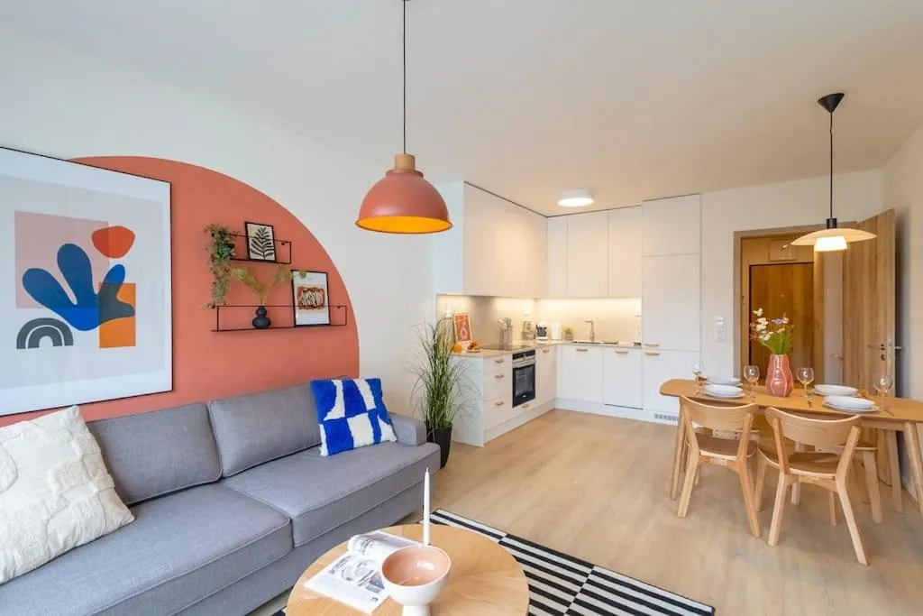 Image 5 of Design apartment • Balcony • Free Parking • Yoga • 10 mins to center