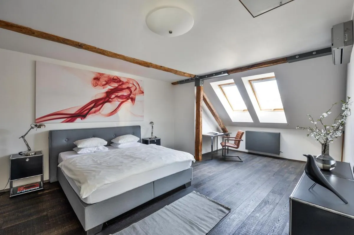 Image 6 of Designer Loft