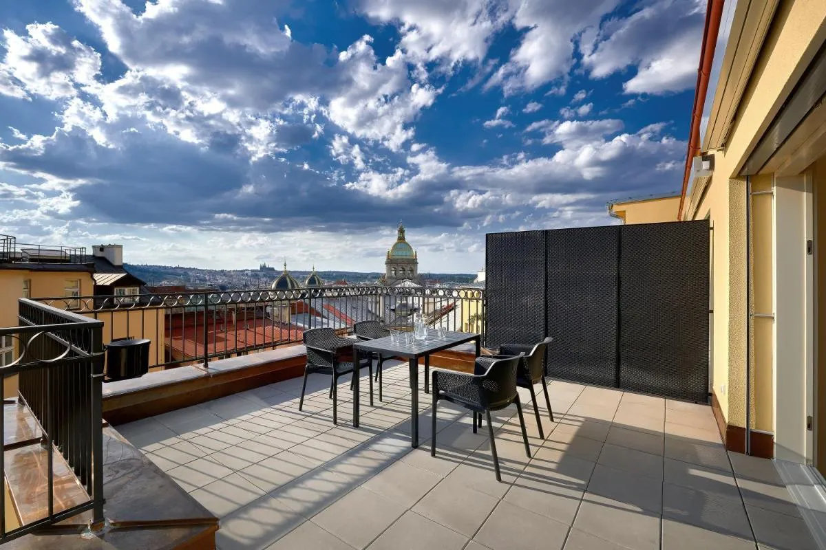 Image 6 of DownTown Suites Rubesova