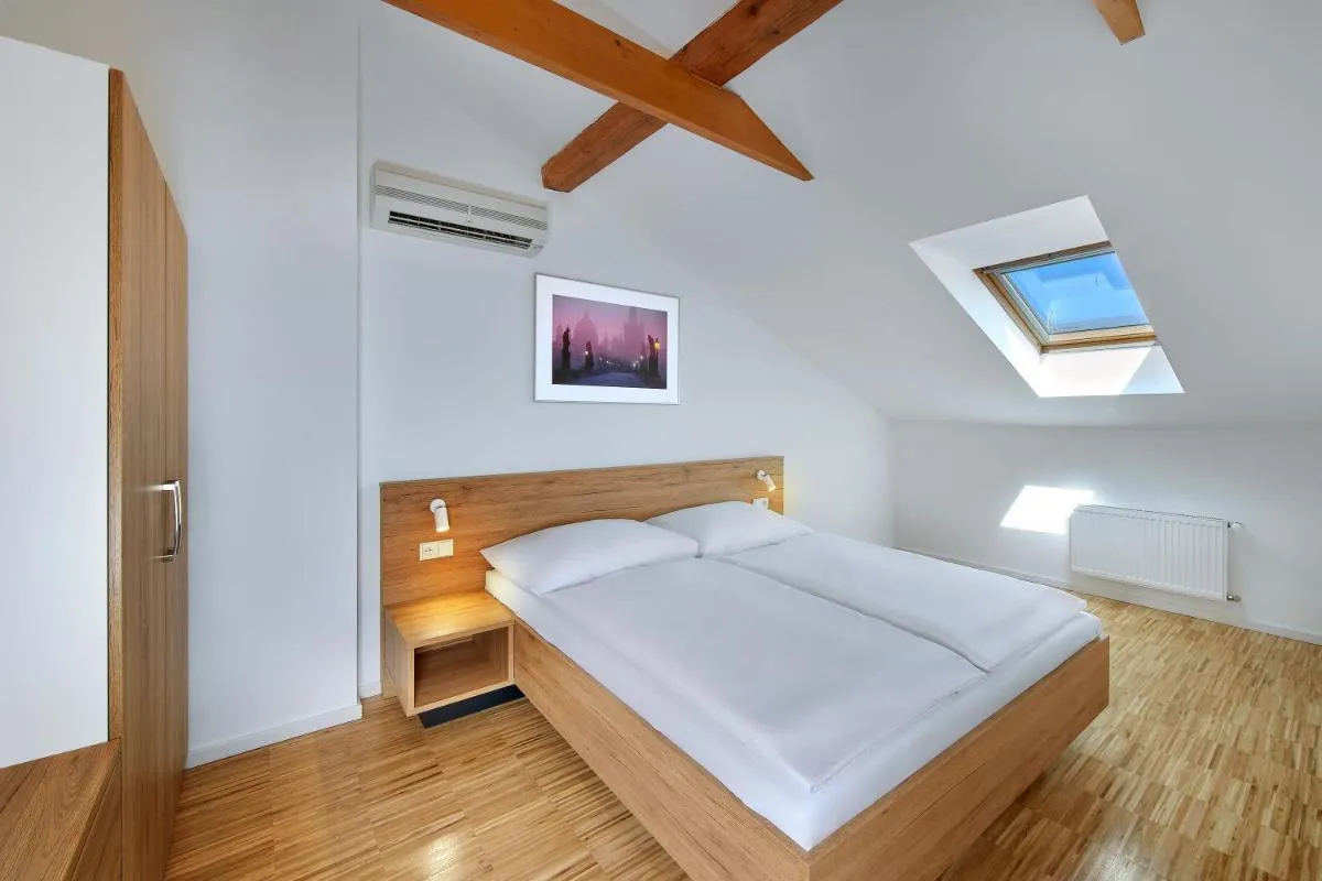 Image 6 of Downtown Suites Kodanska