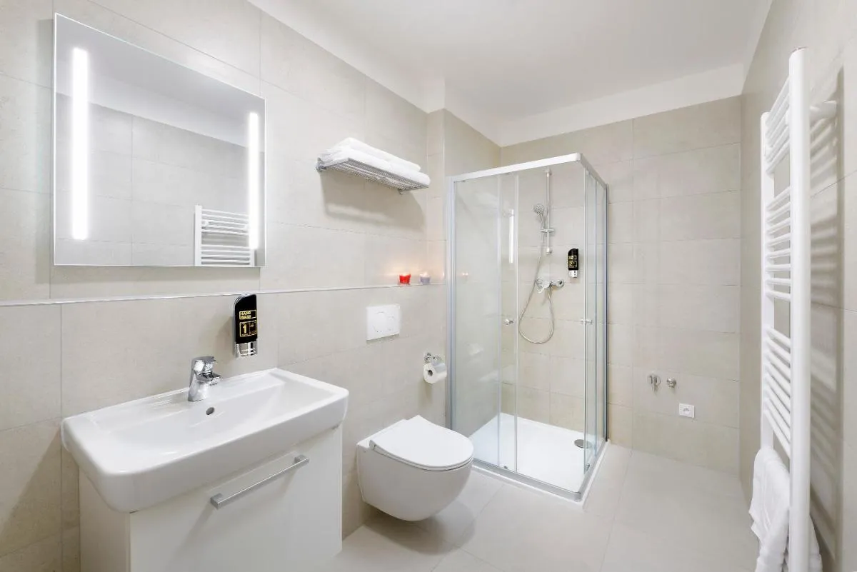 Image 5 of Downtown Suites Kodanska
