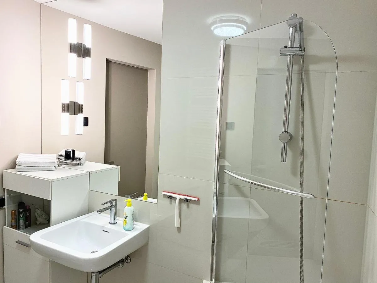 Image 2 of EXCLUSIVE apartment + BEST located