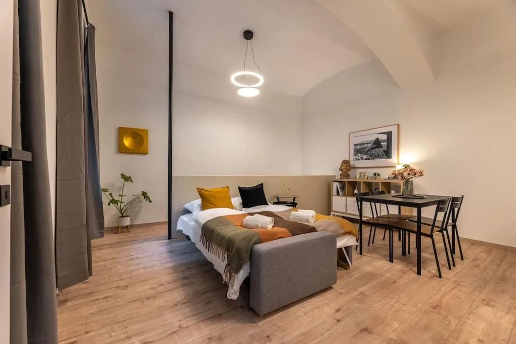 Image 3 of Eclectic and design duplex in Prague