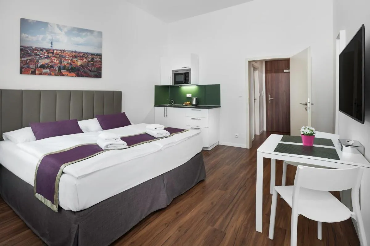 Image 4 of Elizabeth Suites