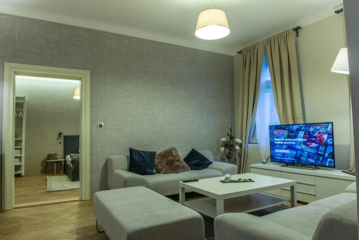 Image 4 of Exclusive 3 Bedroom Top-Notch Flat, GREAT LOCATION