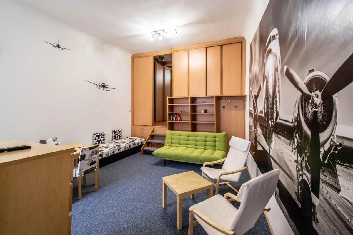 Image 1 of Executive Bright Apt. by Ruterra