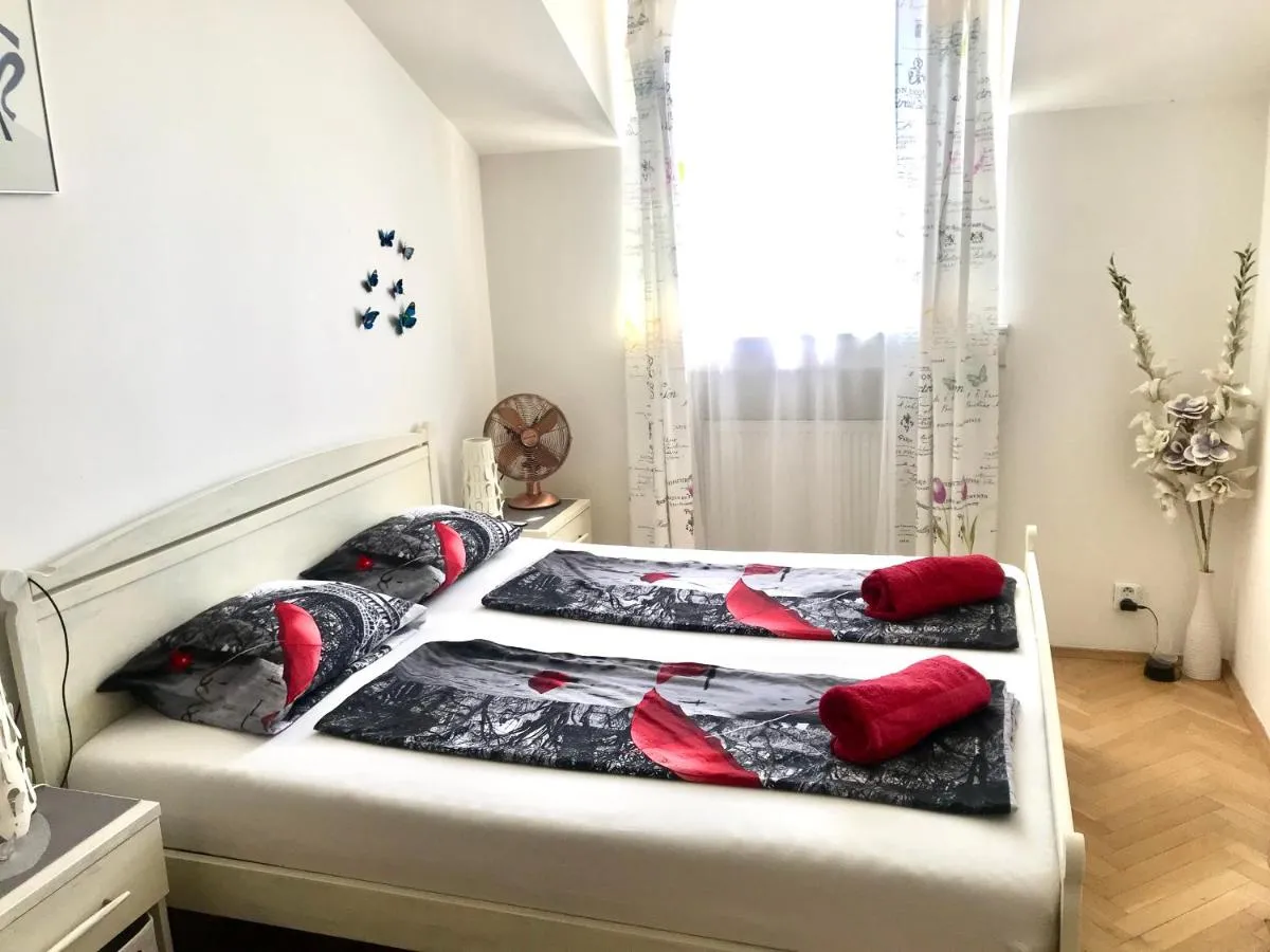 Image 5 of Fantastic apartment in the city center