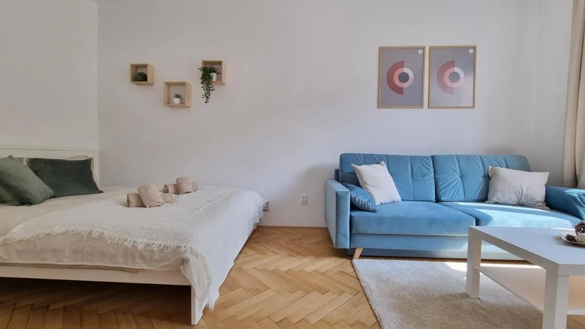 Image 4 of Finnem Rentals Průběžná