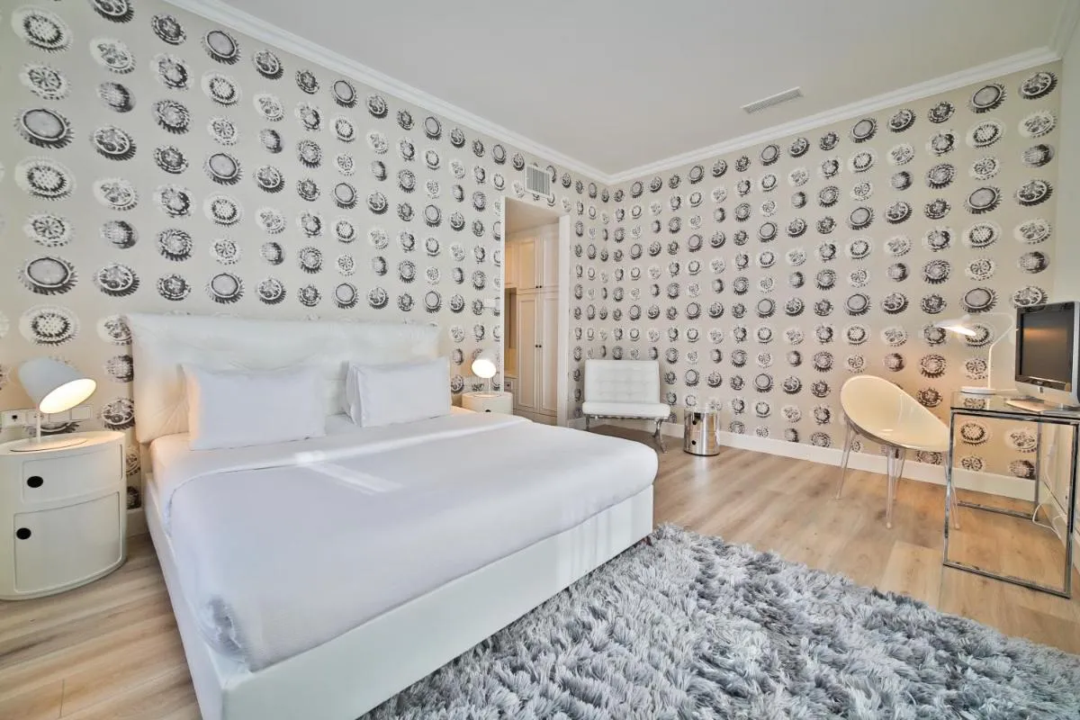 Image 1 of Friday Hotel