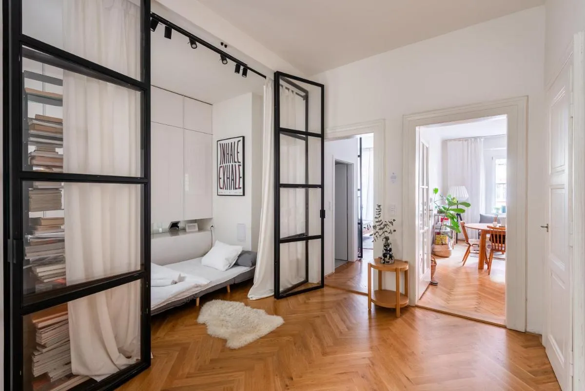 Image 1 of Gallery Apartment