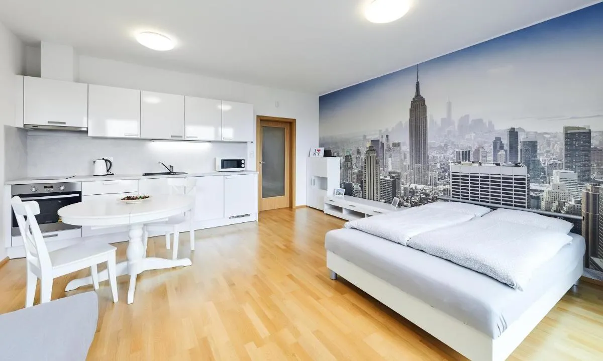 Image 4 of Garden Towers Apartments