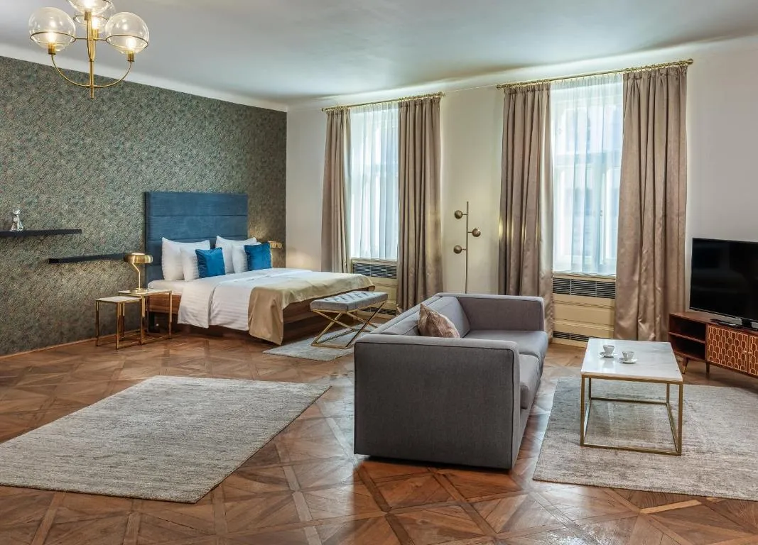 Image of Golden Angel Suites by Adrez