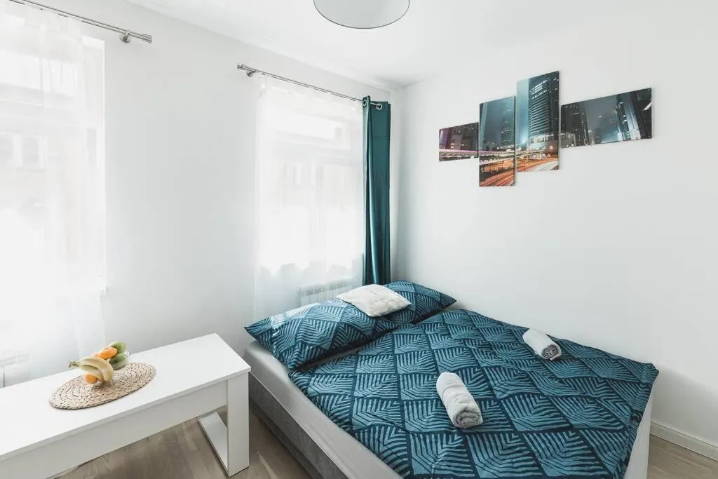 Image 6 of Golden Gate Apartment