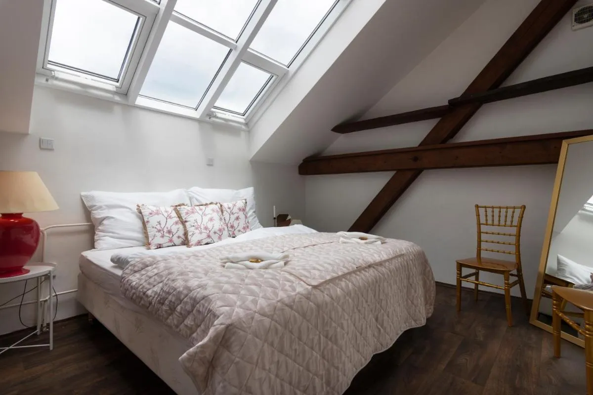 Image 6 of Golden Tree Loft in the Heart of Prague