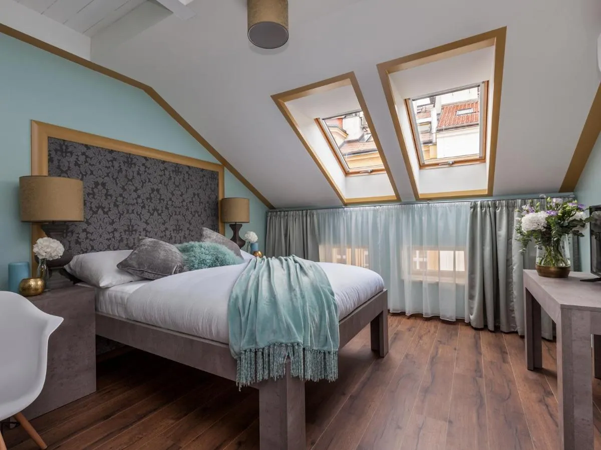 Image 1 of Gorgeous Prague Rooms