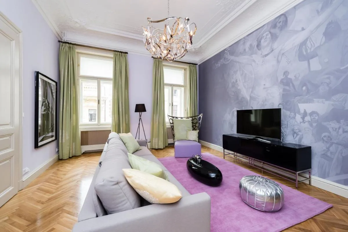 Image 3 of Grand Central Residence by TKC