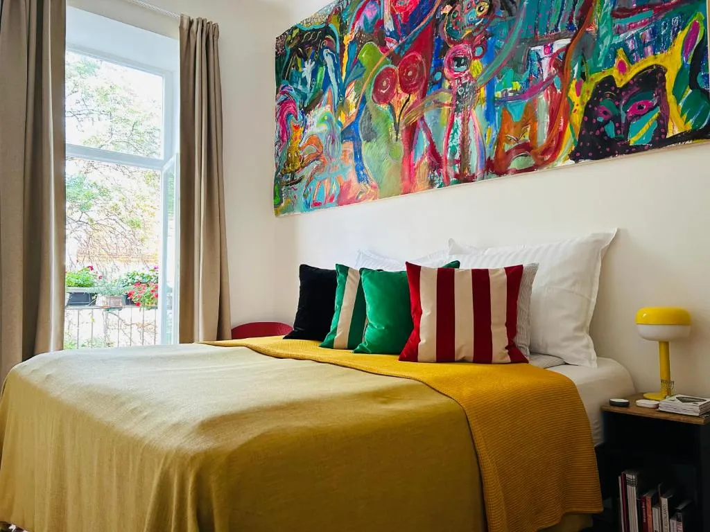 Image of Green balcony & king size bed