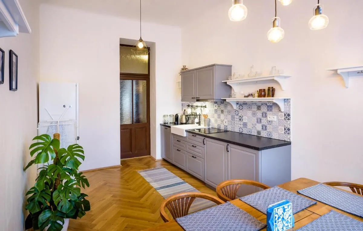 Image 3 of Harry Potter’s apartment in Prague center