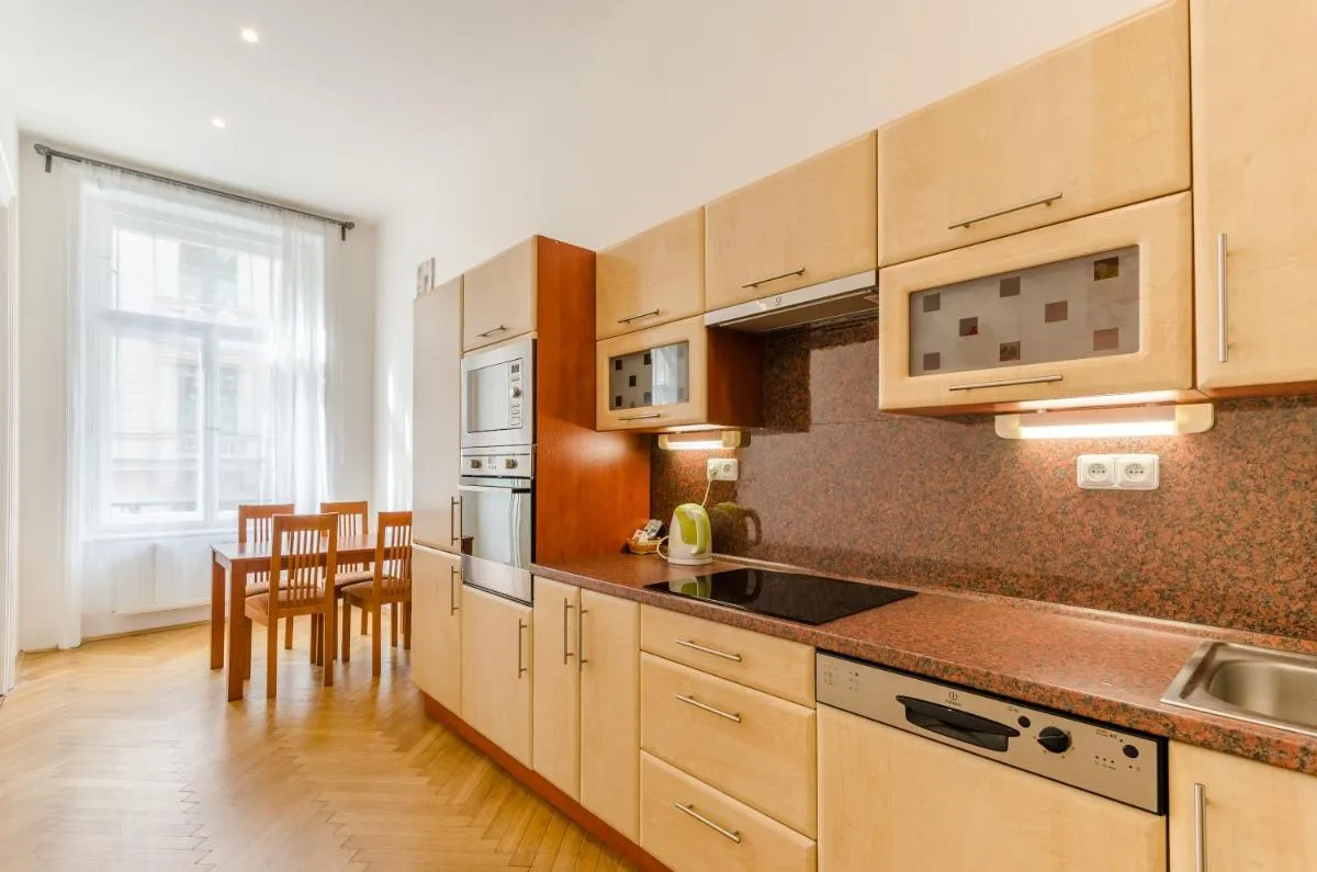 Image 3 of Historic Centre Apartments V