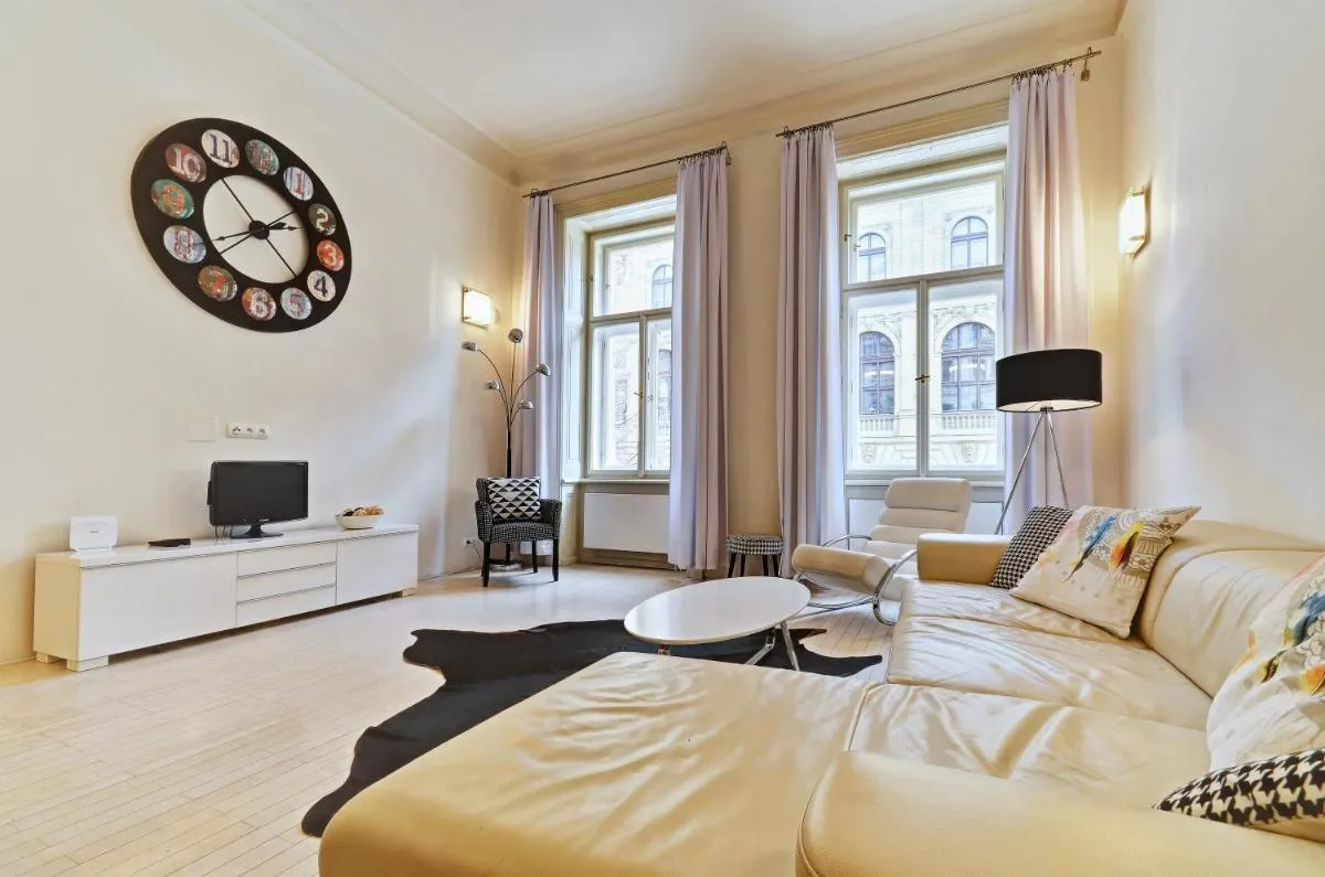 Image 4 of Historic Centre Apartments VI