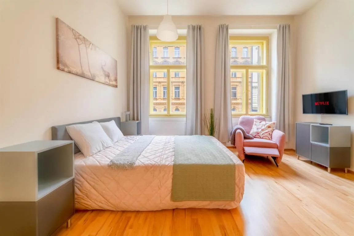 Image of Historic City Center Deer Suite by Rentez