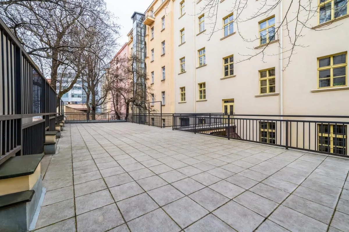 Image 5 of Historic City Center Deer Suite by Rentez