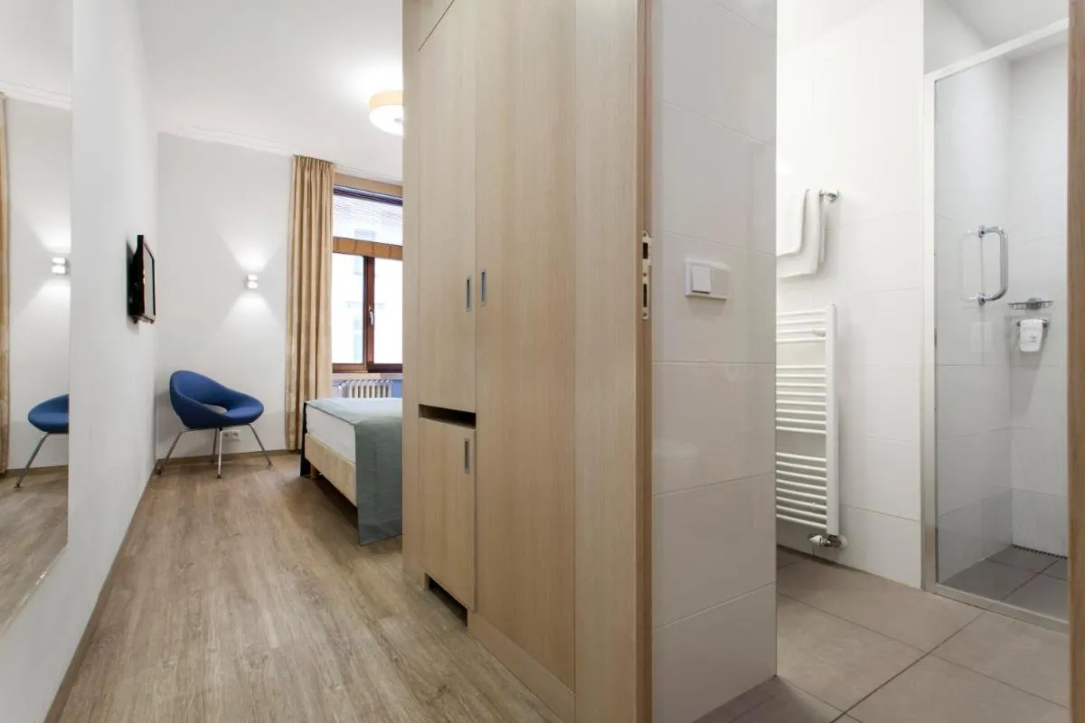 Image 2 of Hotel Carol